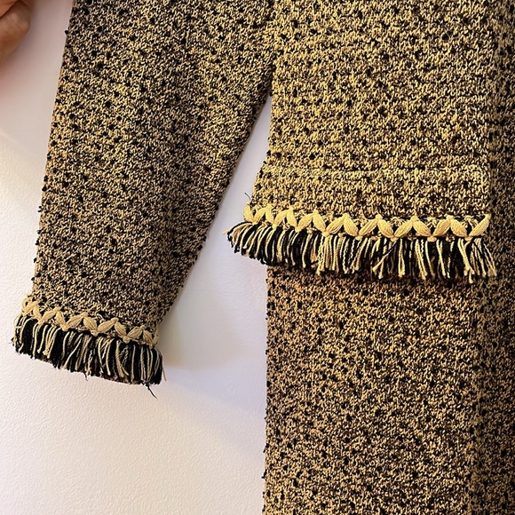 Brand St. John, size 8, Santana knit 3/4 length jacket. Beige and black. - Picture 5 of 6